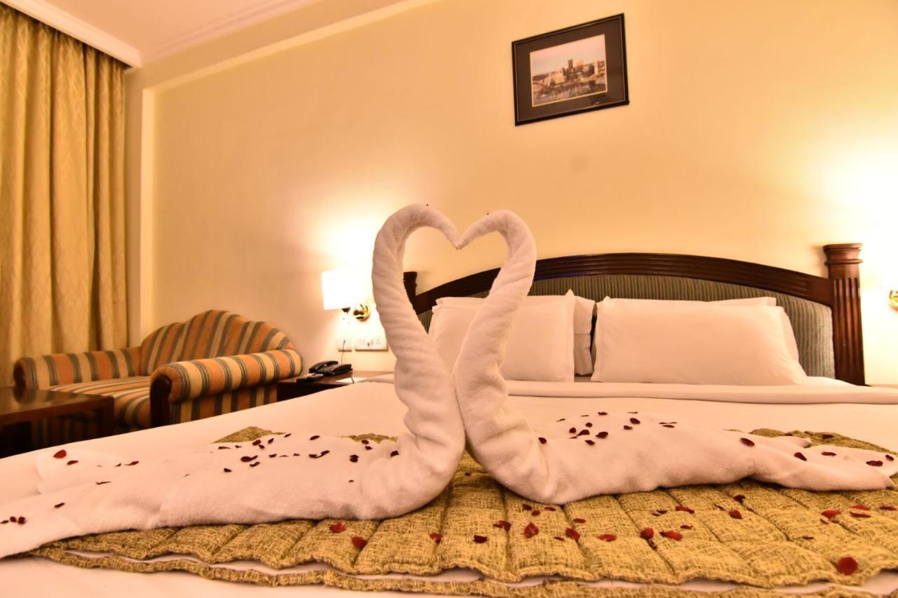Simsan Hotel Chennai Zewnętrze zdjęcie